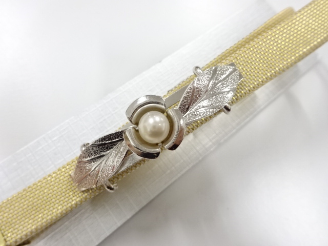 未使用品　パール　帯留め